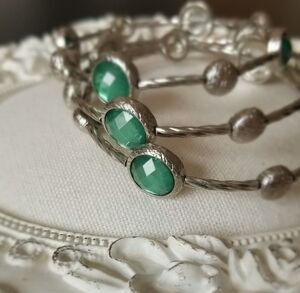 [UNKNOWN] Coil Bracelet with Green "Gems"